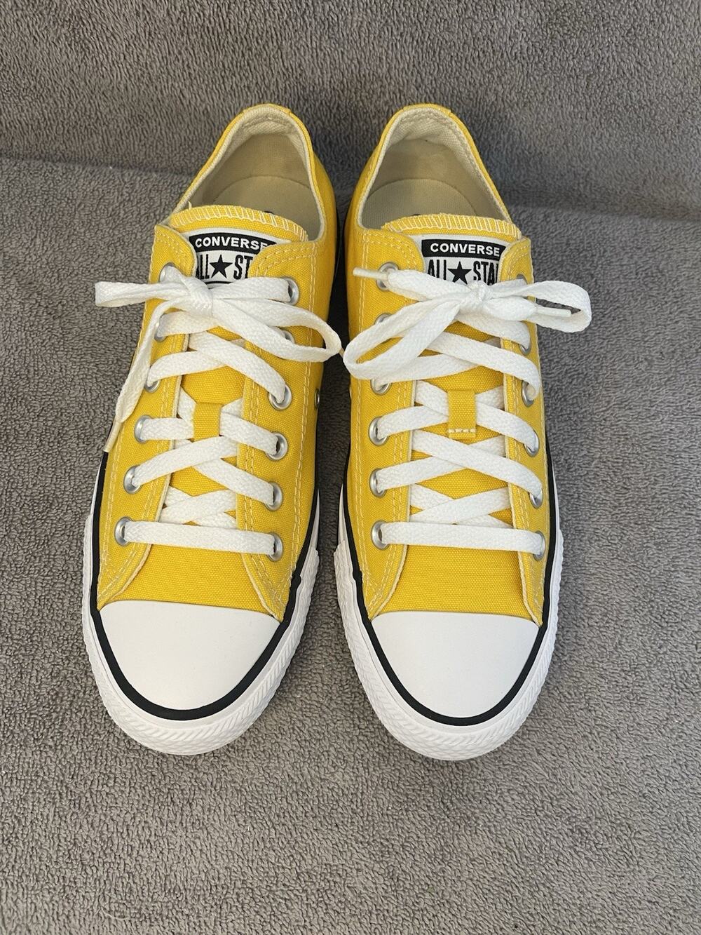 Converse Chuck Taylor All Star Unisex Women’s Low Top Yellow Size 8.5
